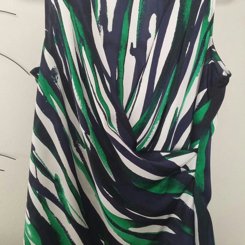 Anne Klein sleeveless blouse